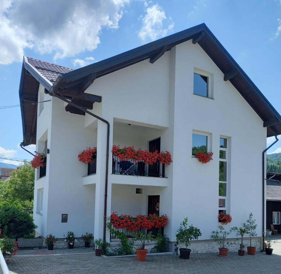 Vila Casa Hatere Мойсей Экстерьер фото